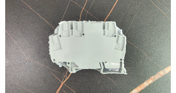 Voltage Surge Arrester